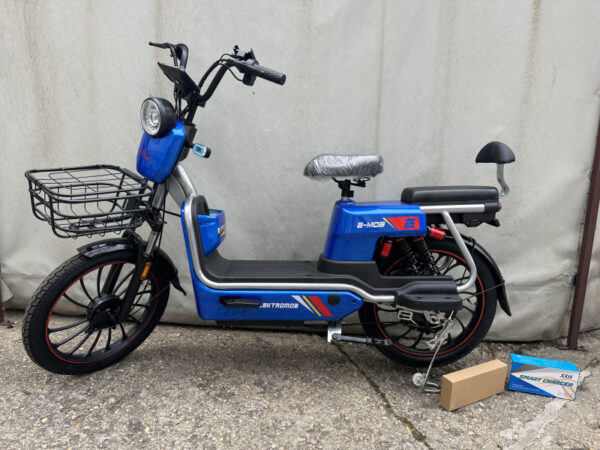 Polymobil E-MOB 33 Elektromos Robogó