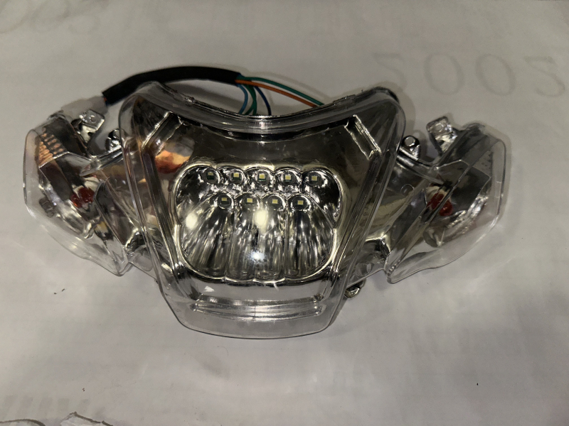 Benzinmotoros Kerékpár Alkatrész: Első Lámpa (5+4 LED-es)